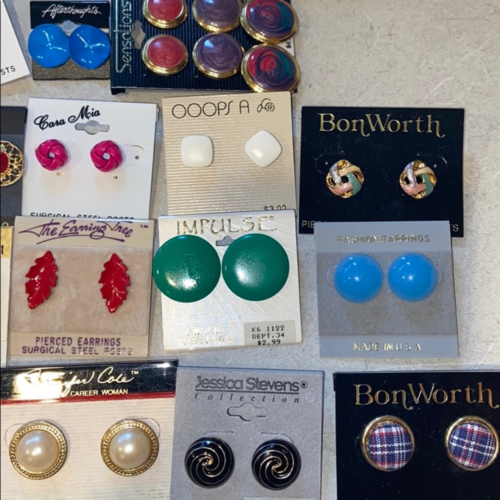 Earring Lot - Picture 3 of 3